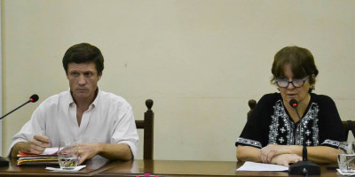 Sesión presidida por la concejal Mirelly Cardozo